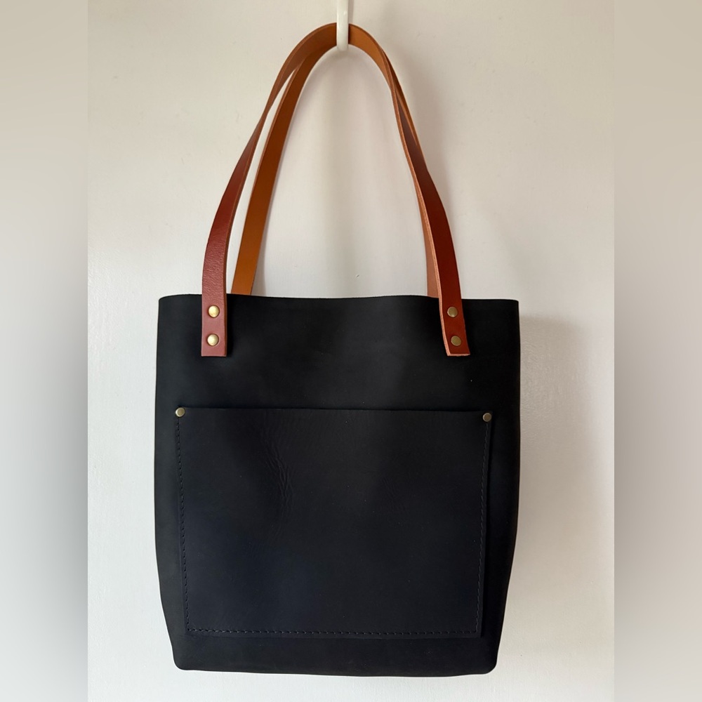 NWOT PLG Portland Leather Goods Small Tote Shadow Black w/ Tandles